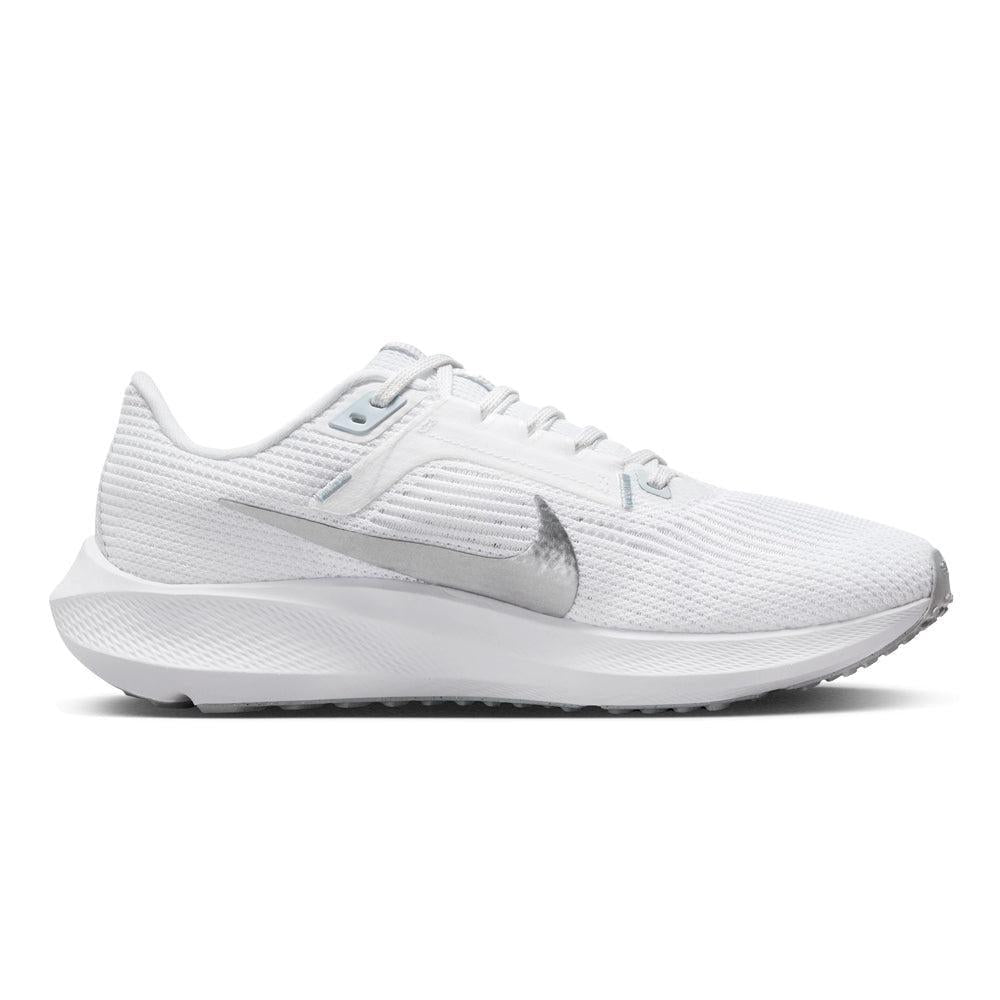 Women's Nike Pegasus 40, White/Metallic Silver-Pure Platinum, 9 B Medium